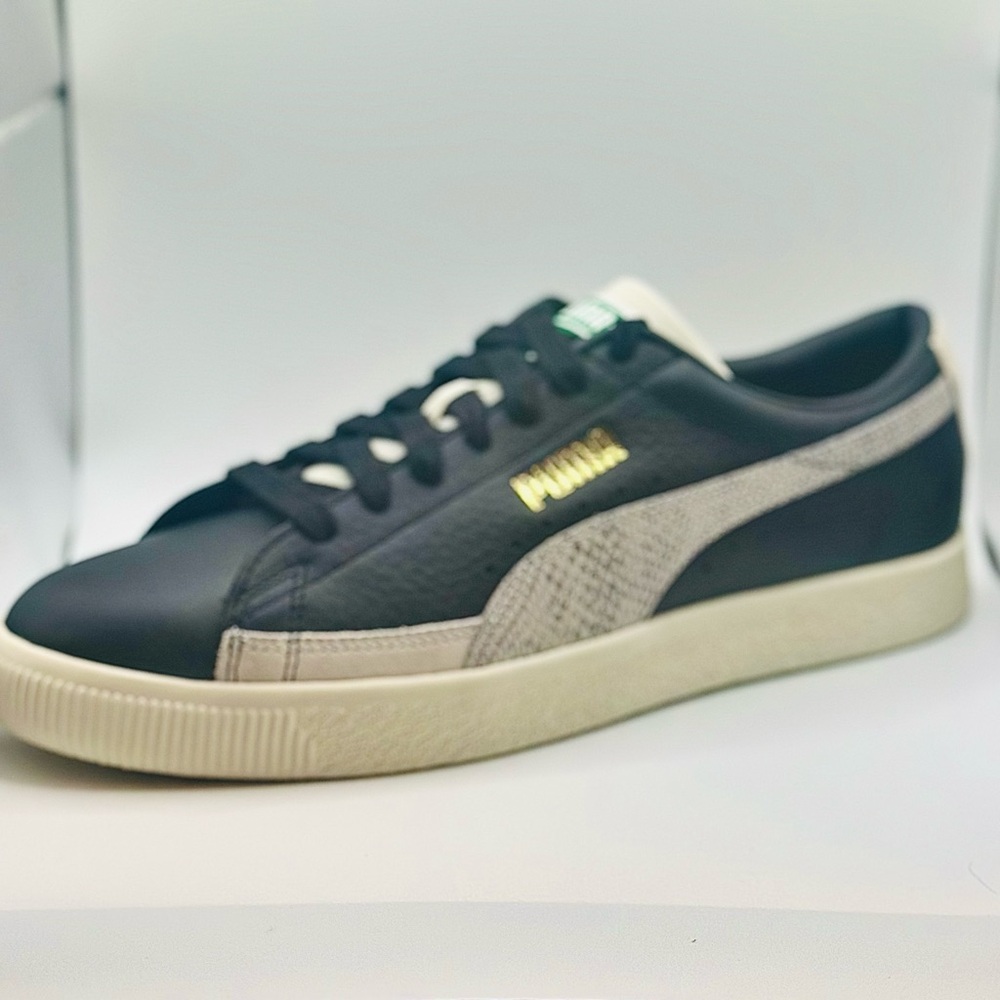 Puma Men's Black and Cream Sneakers